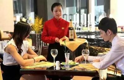 餐饮服务的16个“怎么办”，服务员这样应变就对了